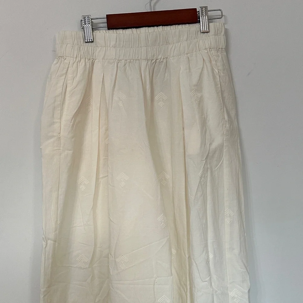 Chic Cream Maxi Skirt for Women - Picture 1 of 6